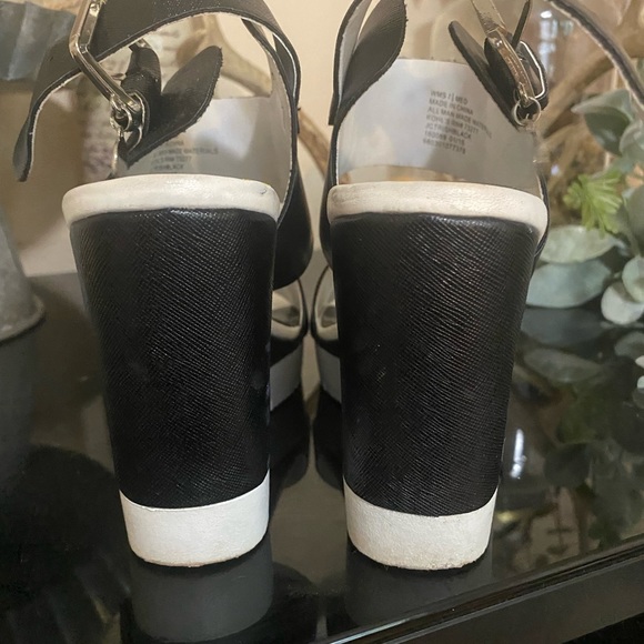 JUICY JUICY JUICY - Picture 4 of 6